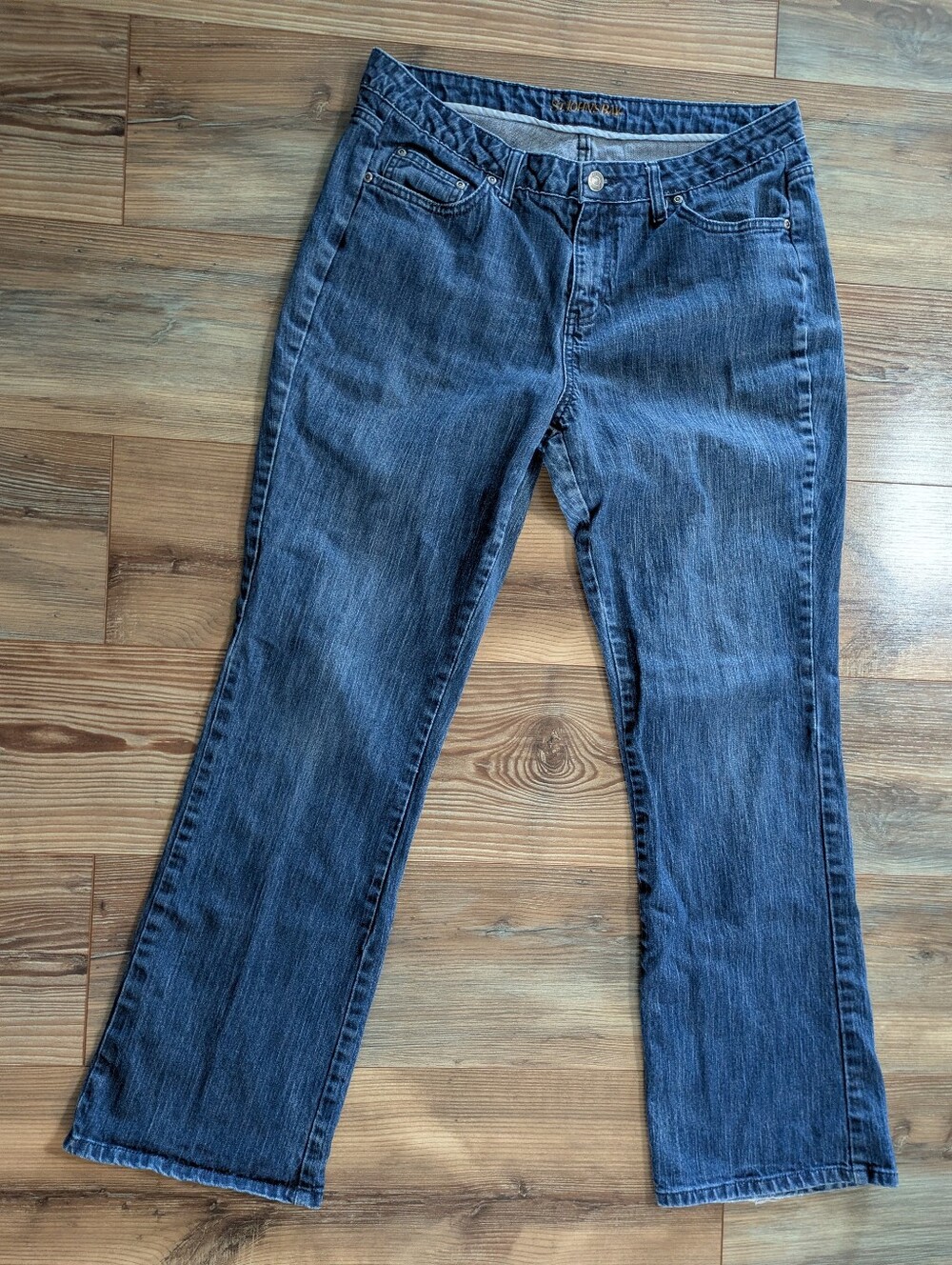 St. John's Bay Women's Boot Cut Medium Wash Denim Jeans Size 33